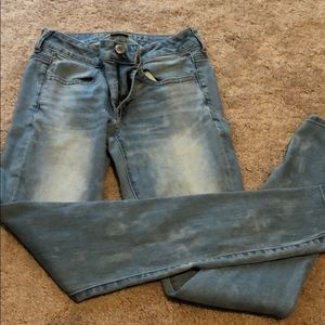light wash skinny Jeans